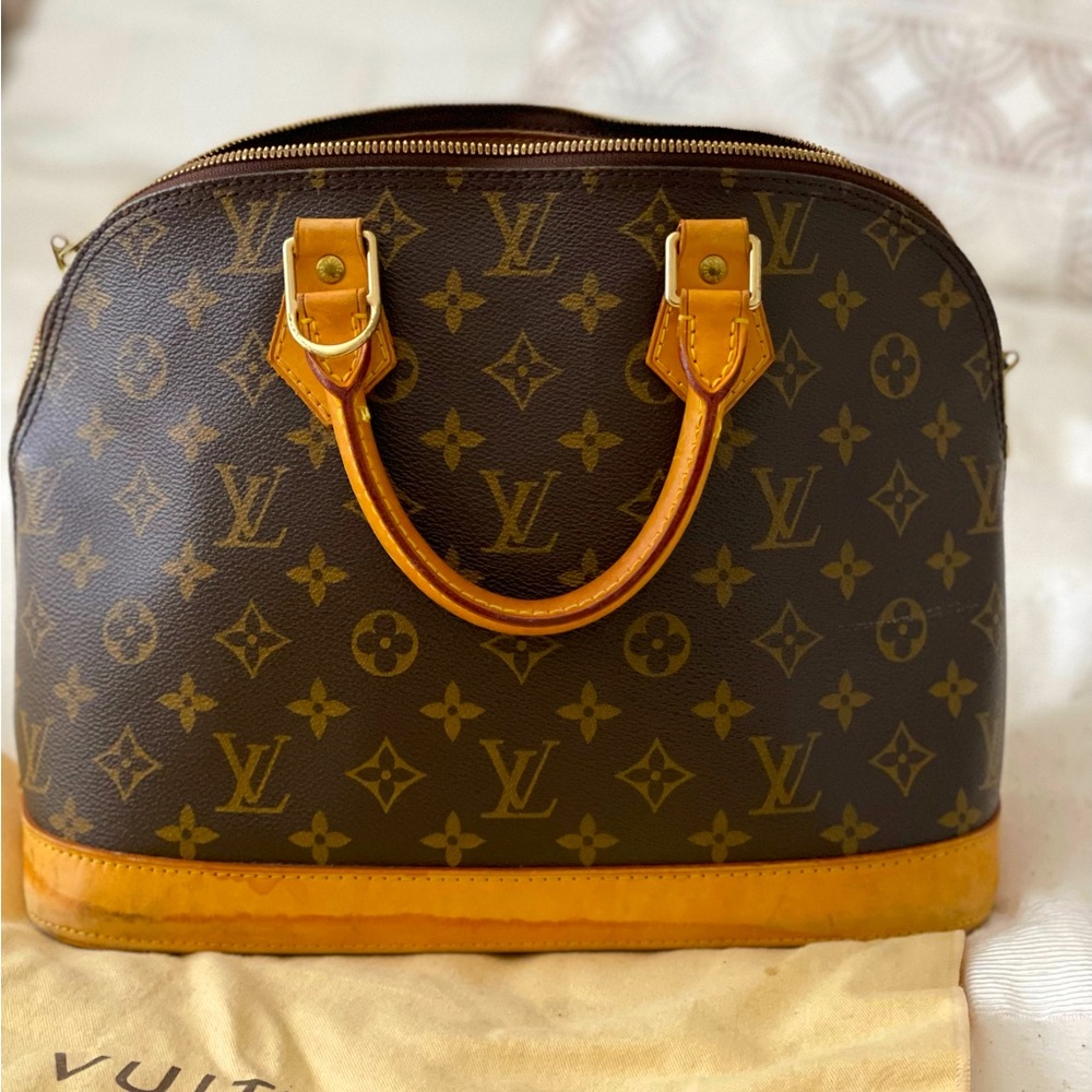 LOUIS VUITTON ALMA BAG PM! **Authentic**